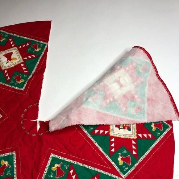 Vintage Christmas Tree Skirt Quilted Red Squares Circle Santa Claus Country XMAS - Picture 8 of 8